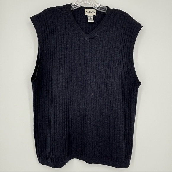 Alfani  Navy Large Sweater Vest Golf Casual Merino Wool V Neck Sleeveless - Picture 1 of 3